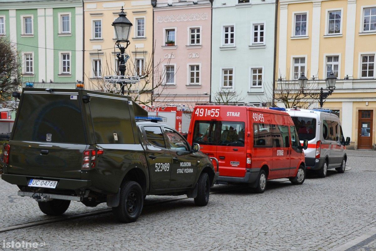 Strażacy z naszego powiatu z nowymi wozami i sprzętem ratowniczym