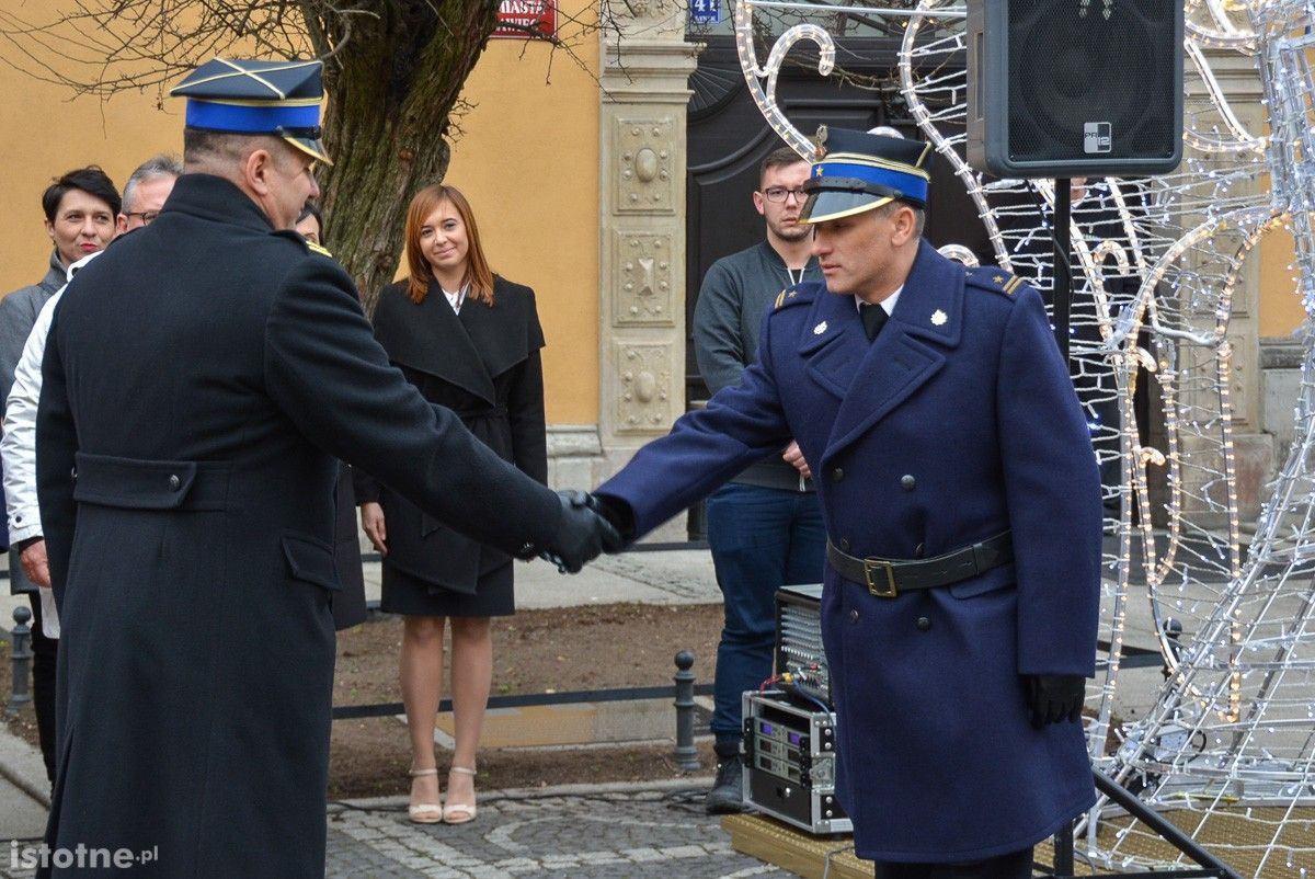 Strażacy z naszego powiatu z nowymi wozami i sprzętem ratowniczym