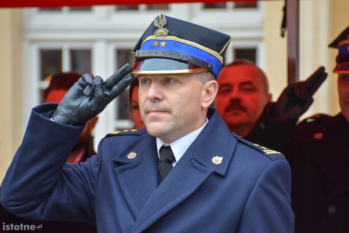 Strażacy z naszego powiatu z nowymi wozami i sprzętem ratowniczym