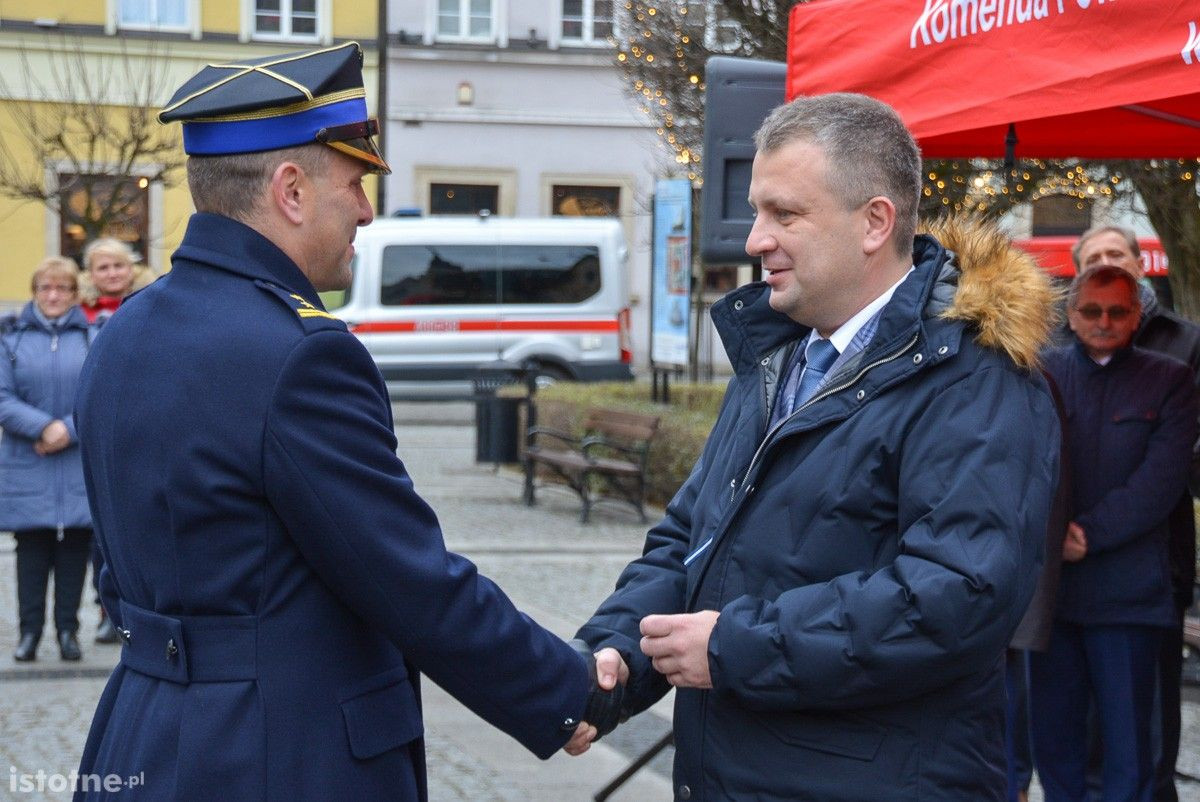 Strażacy z naszego powiatu z nowymi wozami i sprzętem ratowniczym