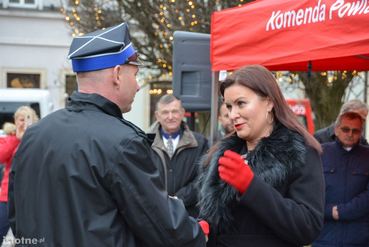 Strażacy z naszego powiatu z nowymi wozami i sprzętem ratowniczym