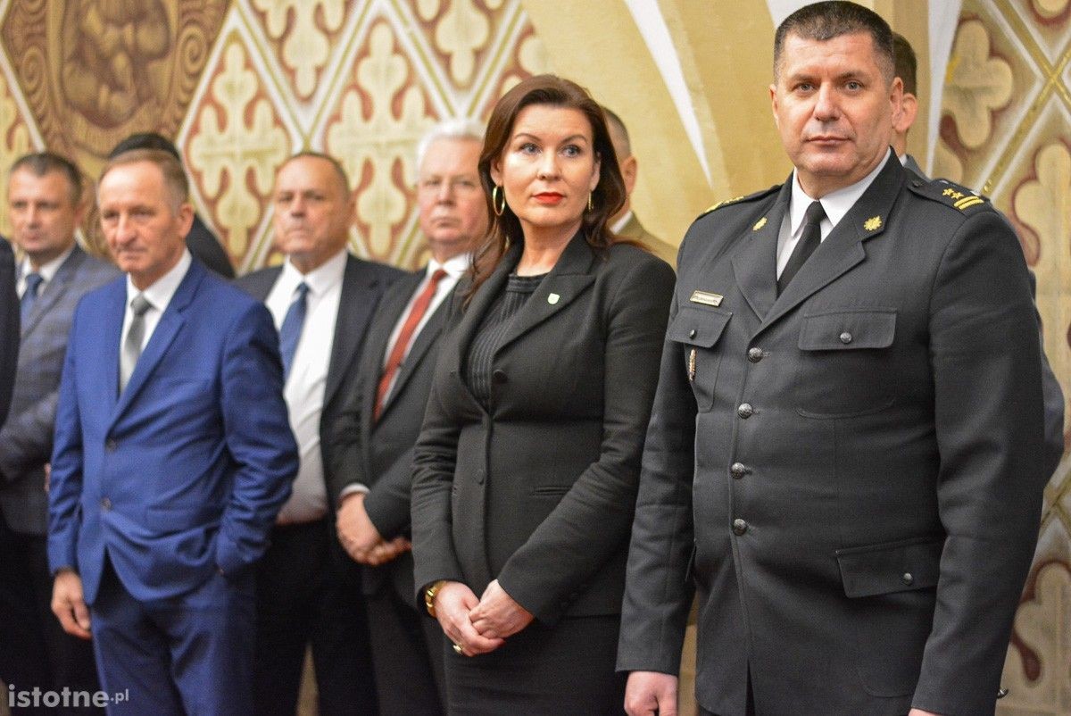 Strażacy z naszego powiatu z nowymi wozami i sprzętem ratowniczym