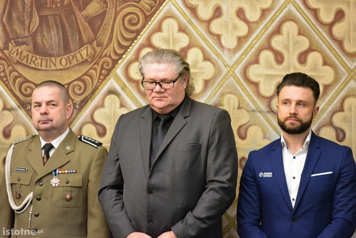 Strażacy z naszego powiatu z nowymi wozami i sprzętem ratowniczym