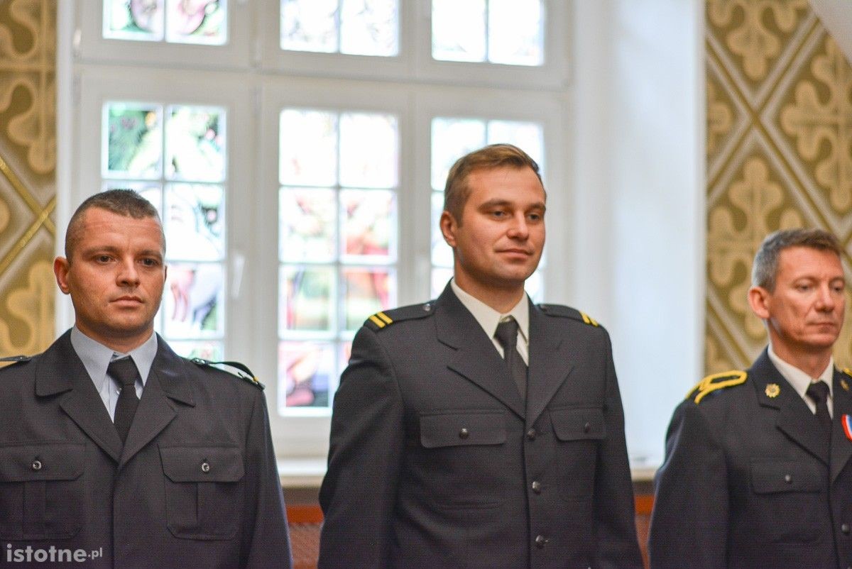 Strażacy z naszego powiatu z nowymi wozami i sprzętem ratowniczym