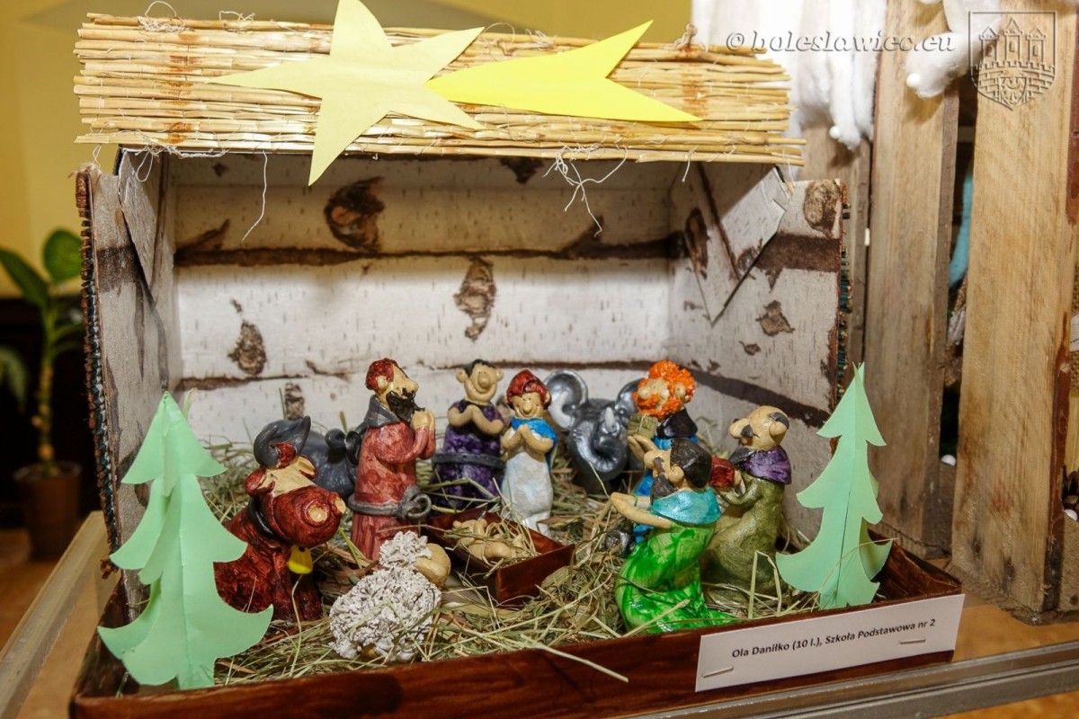 Wystawa szopek bożonarodzeniowych w ratuszu