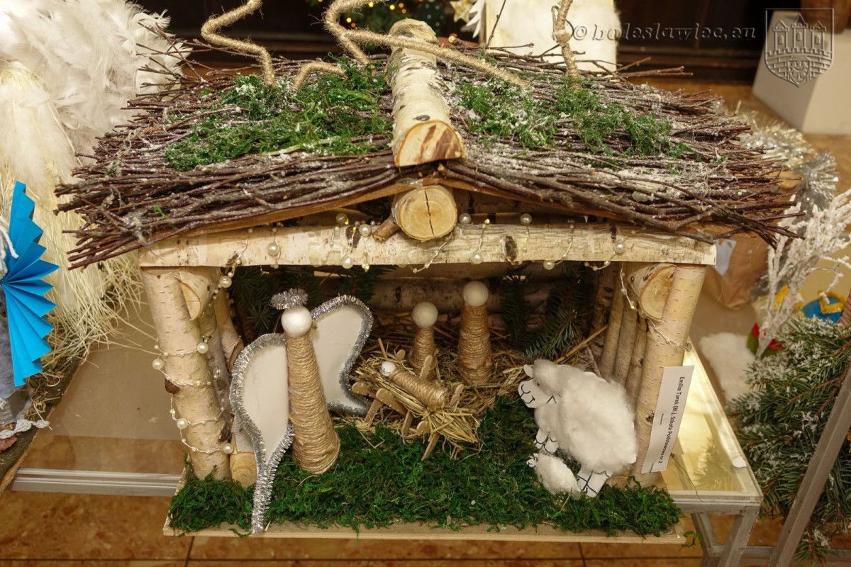 Wystawa szopek bożonarodzeniowych w ratuszu