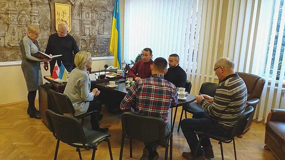 Bolesławianie zawieźli paczki świąteczne Polakom na Ukrainie