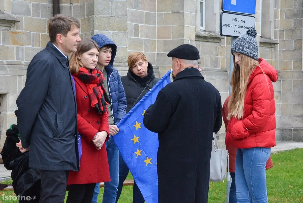 Bolesławianie ponownie protestowali przed Sądem Rejonowym