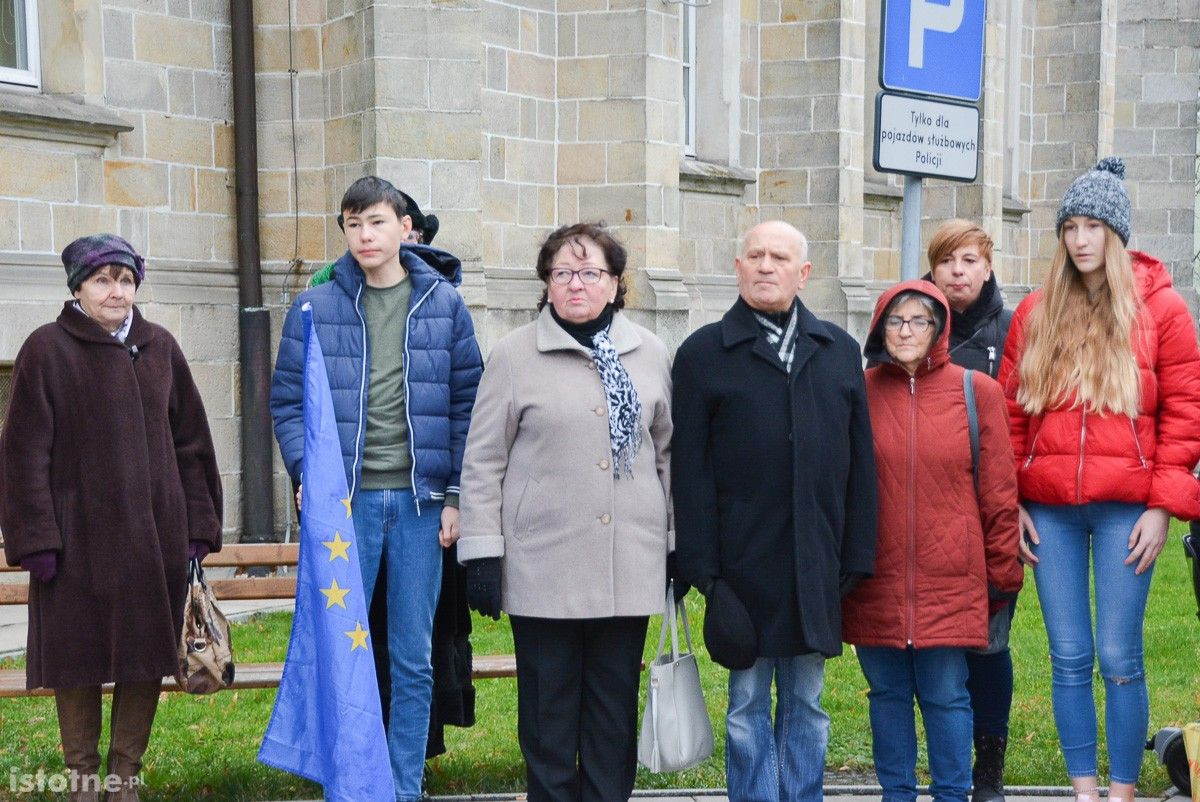 Bolesławianie ponownie protestowali przed Sądem Rejonowym