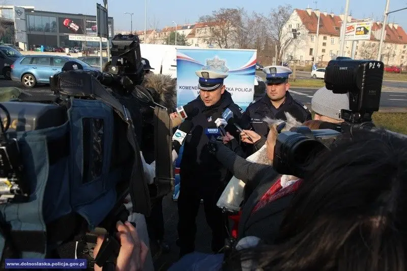 SPEED walczy z piratami. Od lipca 11 tys. mandatów, 870 zatrzymanych praw jazdy