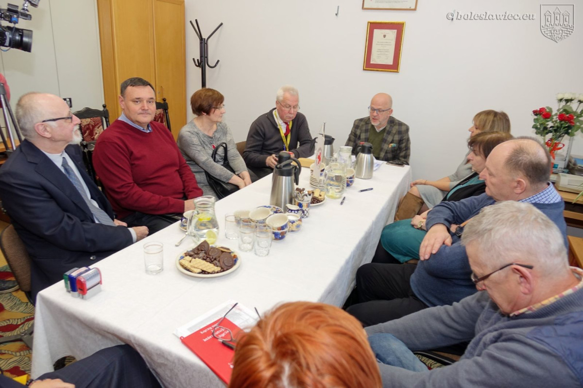 Gminy będą współfinansować działalność schroniska