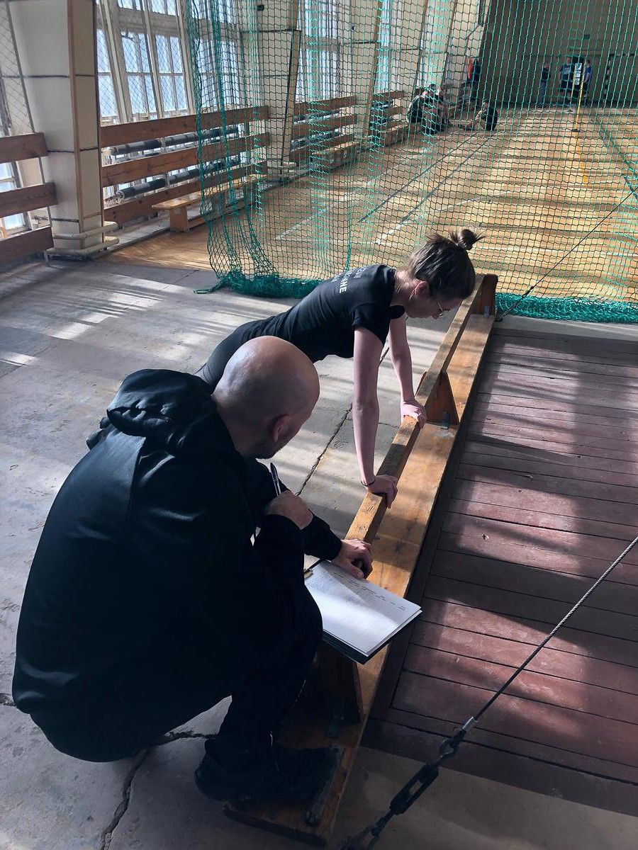 Uczniowie klas mundurowych po egzaminie