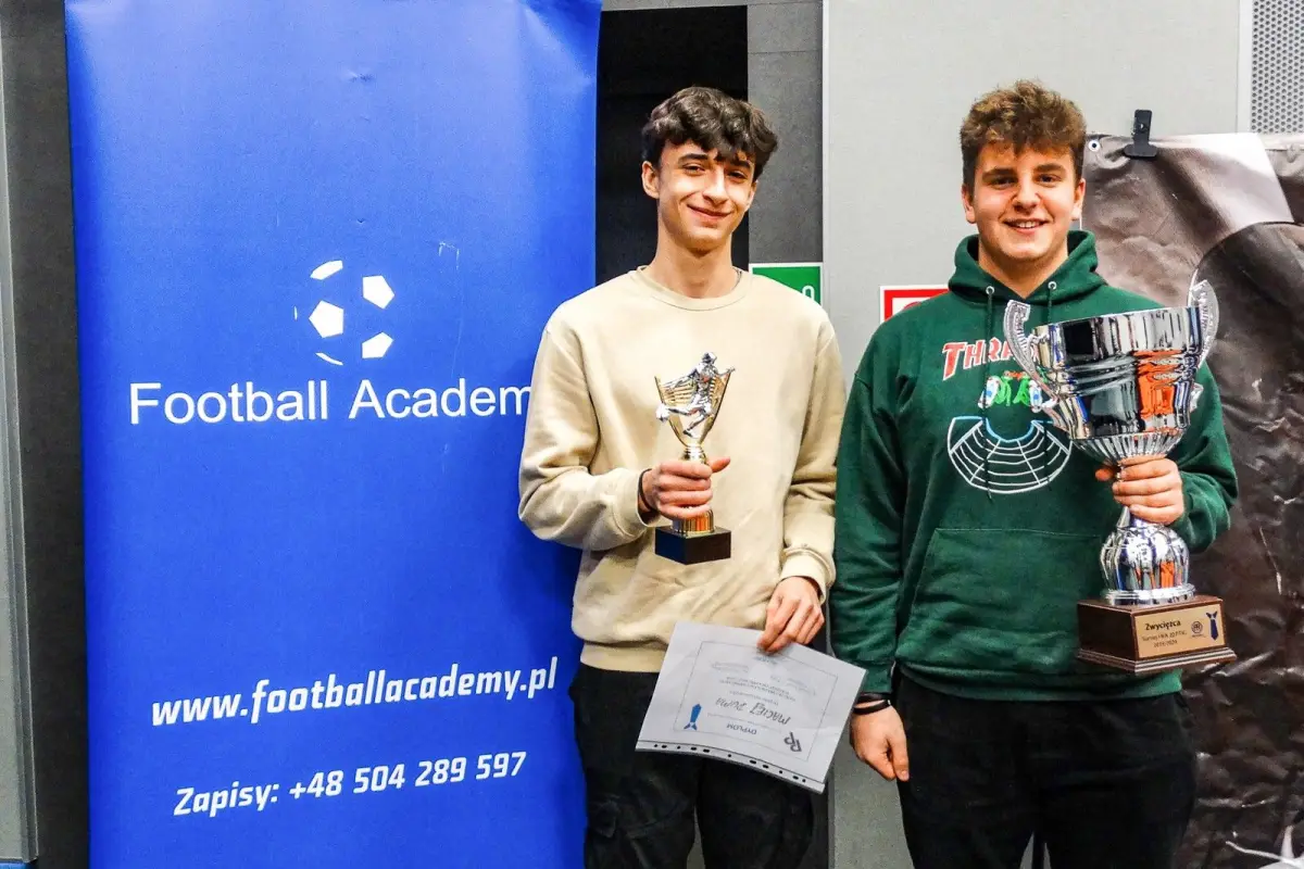 Damian Kośmider (Liverpool) czempionem FIFA PTIG 2019/2020 w Bolesławcu