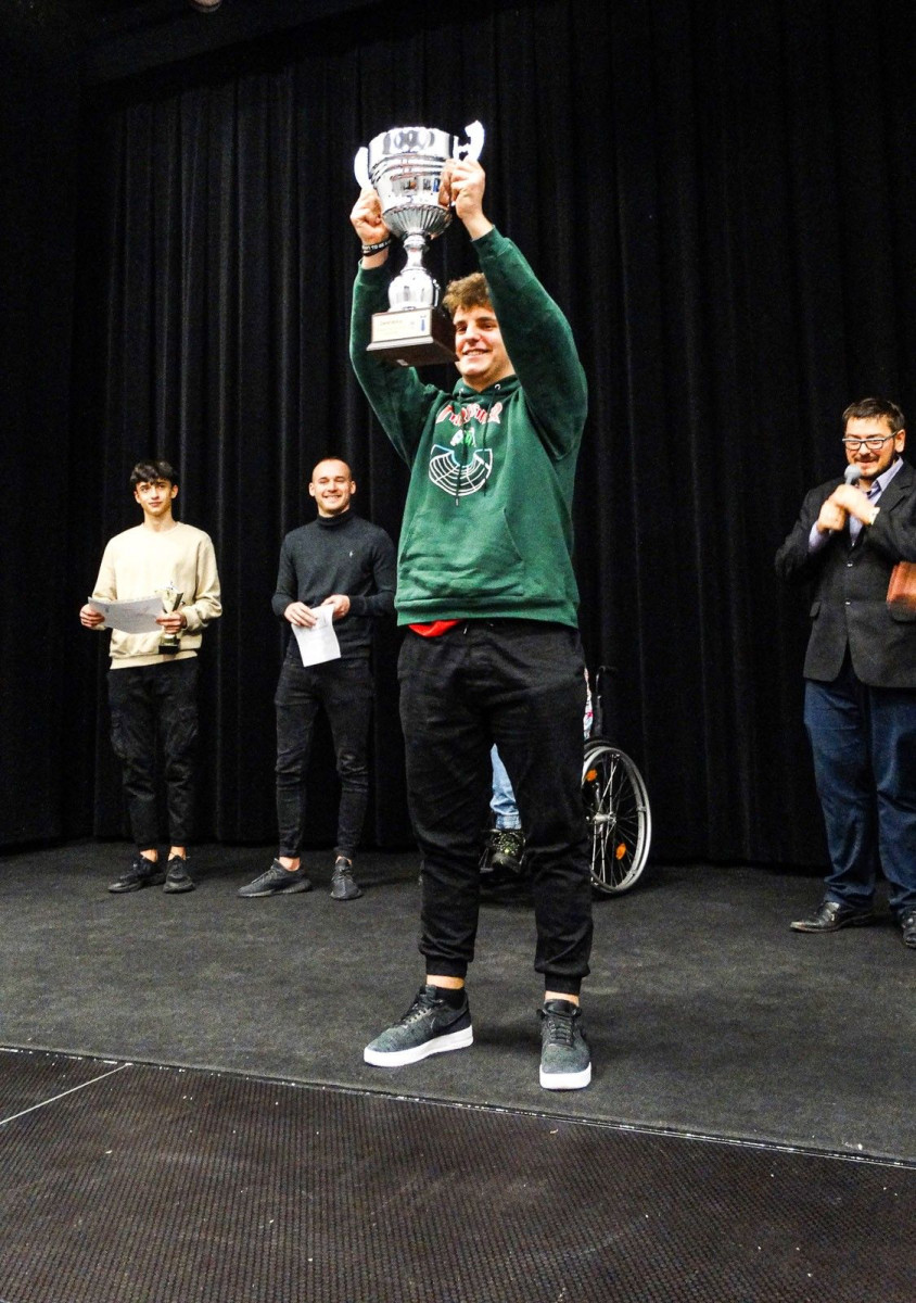 Damian Kośmider (Liverpool) czempionem FIFA PTIG 2019/2020 w Bolesławcu