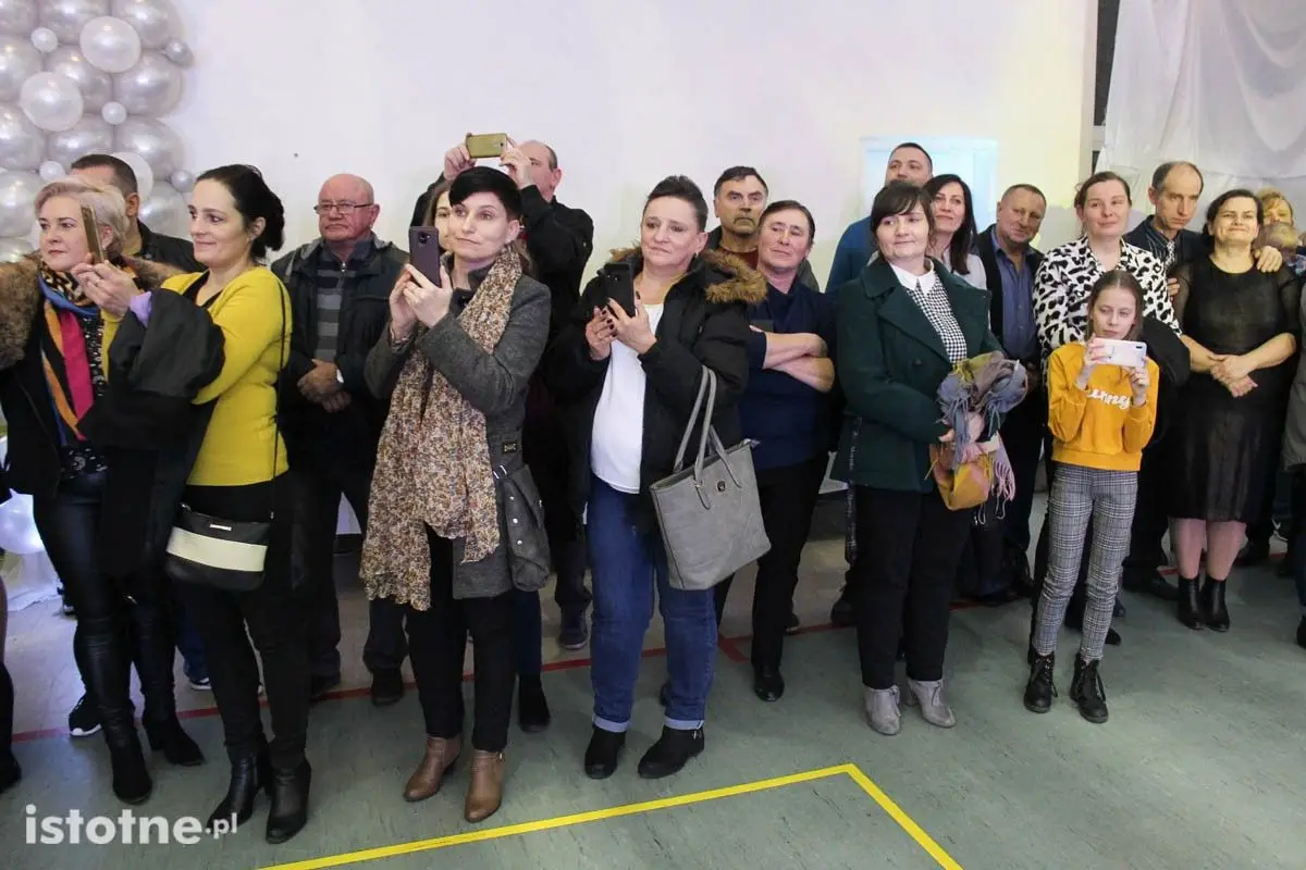 Bal studniówkowy przyszłych maturzystów z II LO