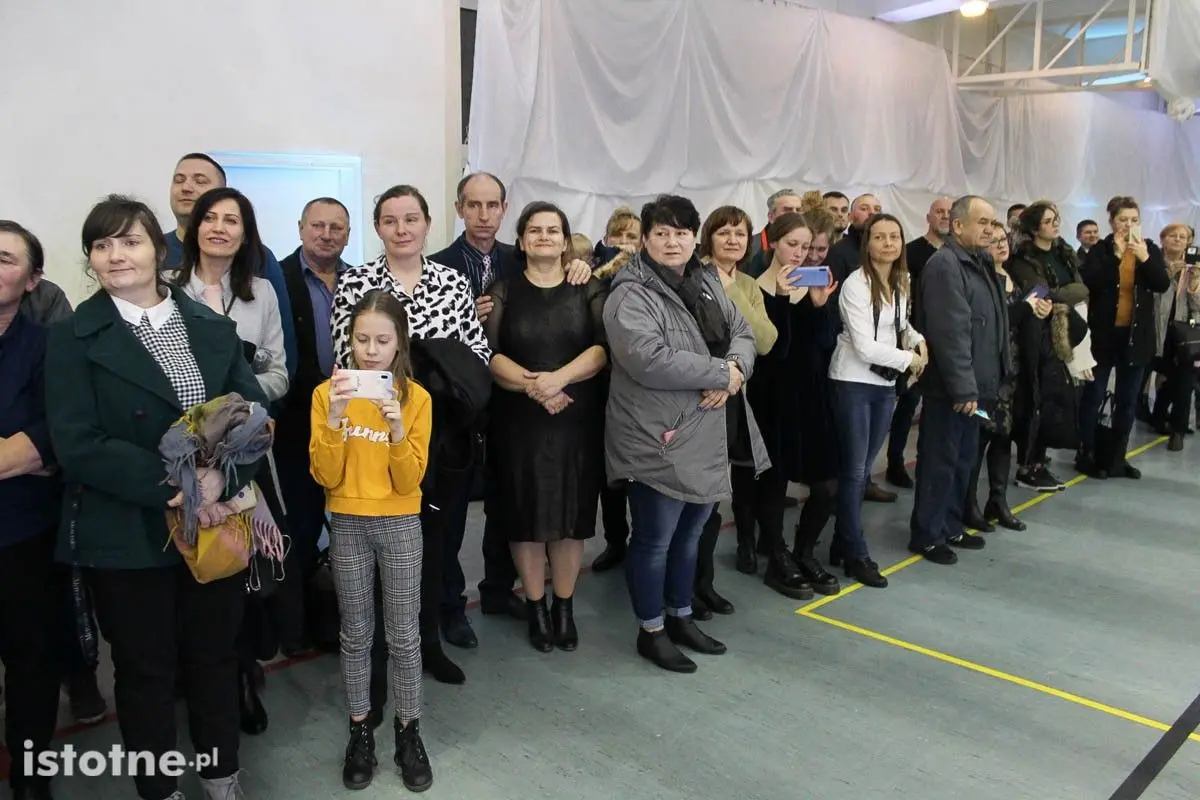 Bal studniówkowy przyszłych maturzystów z II LO