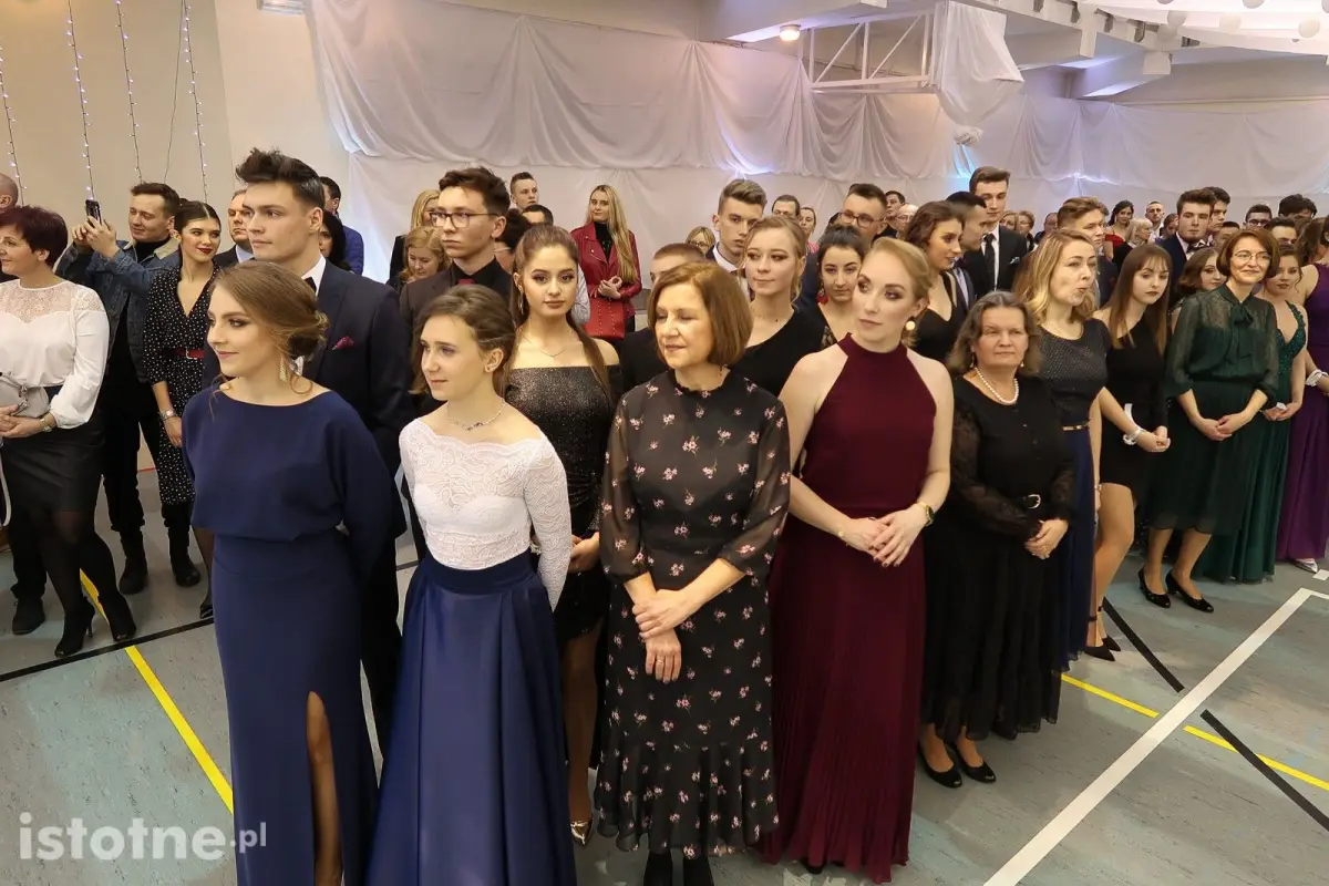 Studniówka w I Liceum Ogólnokształcącym w Bolesławcu
