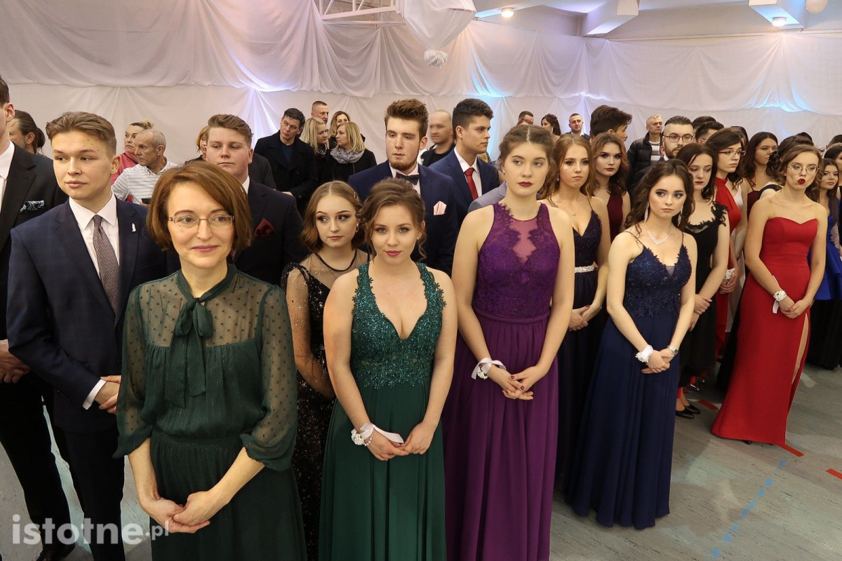 Studniówka w I Liceum Ogólnokształcącym w Bolesławcu