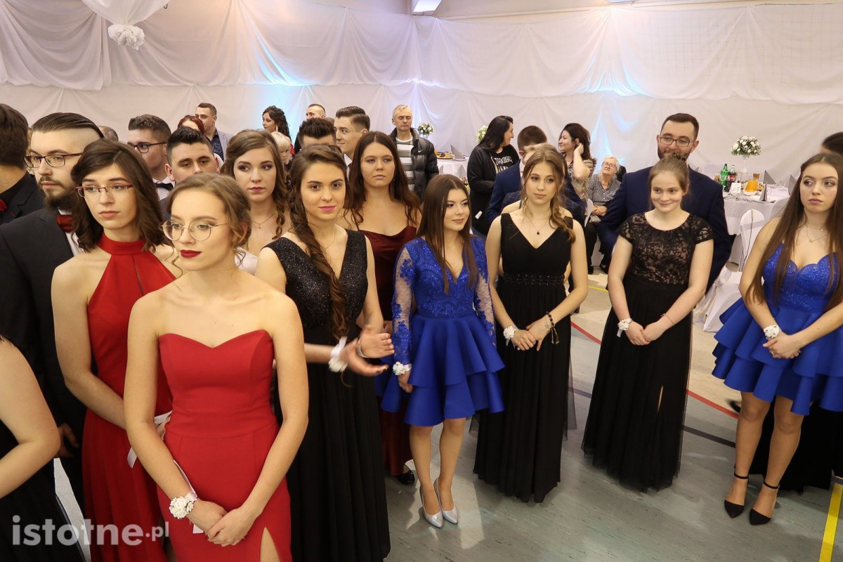 Studniówka w I Liceum Ogólnokształcącym w Bolesławcu