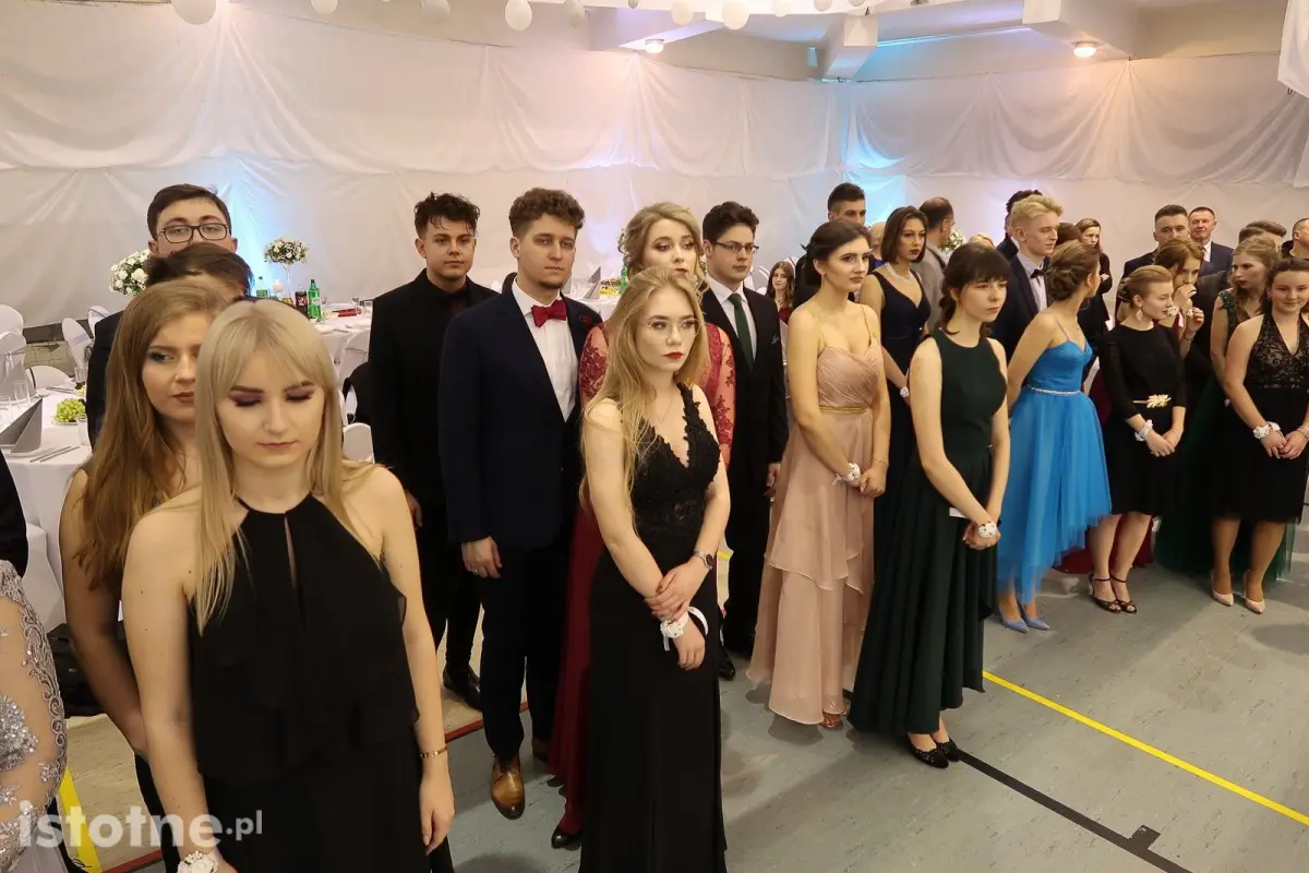 Studniówka w I Liceum Ogólnokształcącym w Bolesławcu