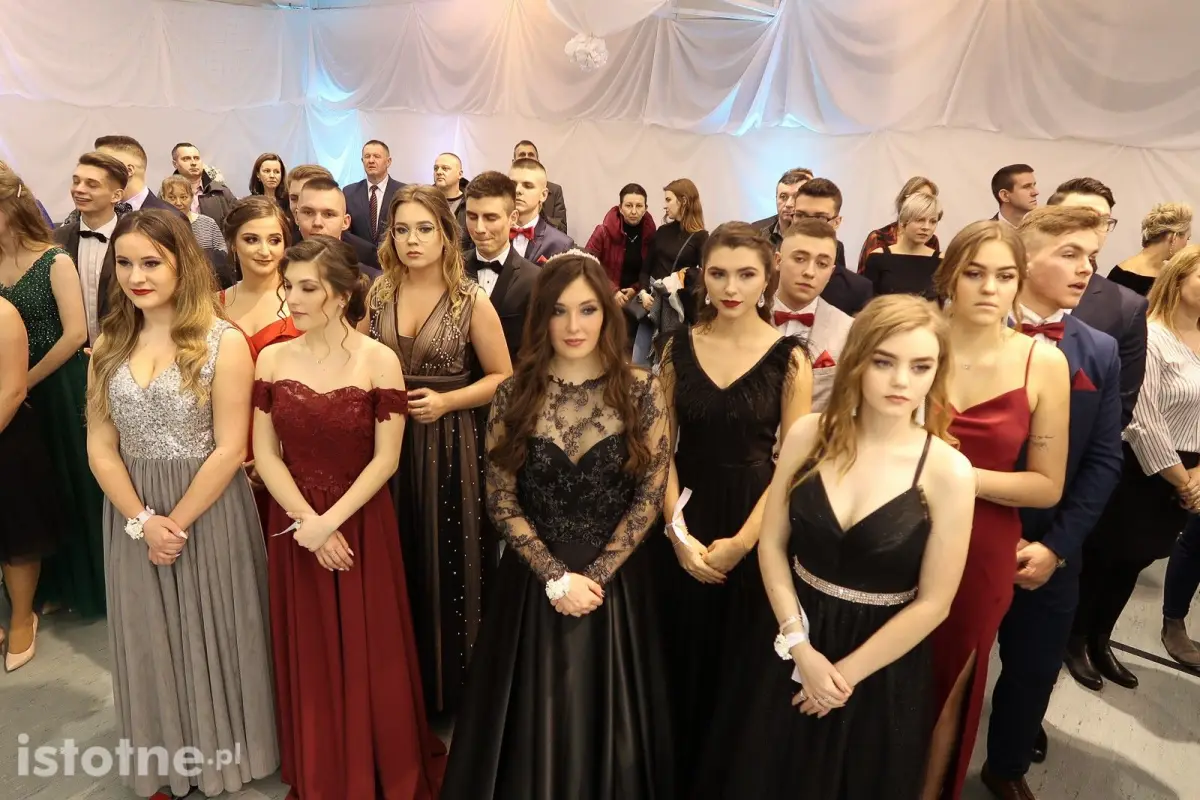 Studniówka w I Liceum Ogólnokształcącym w Bolesławcu