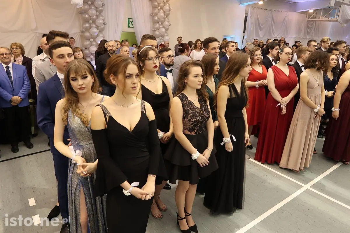 Studniówka w I Liceum Ogólnokształcącym w Bolesławcu