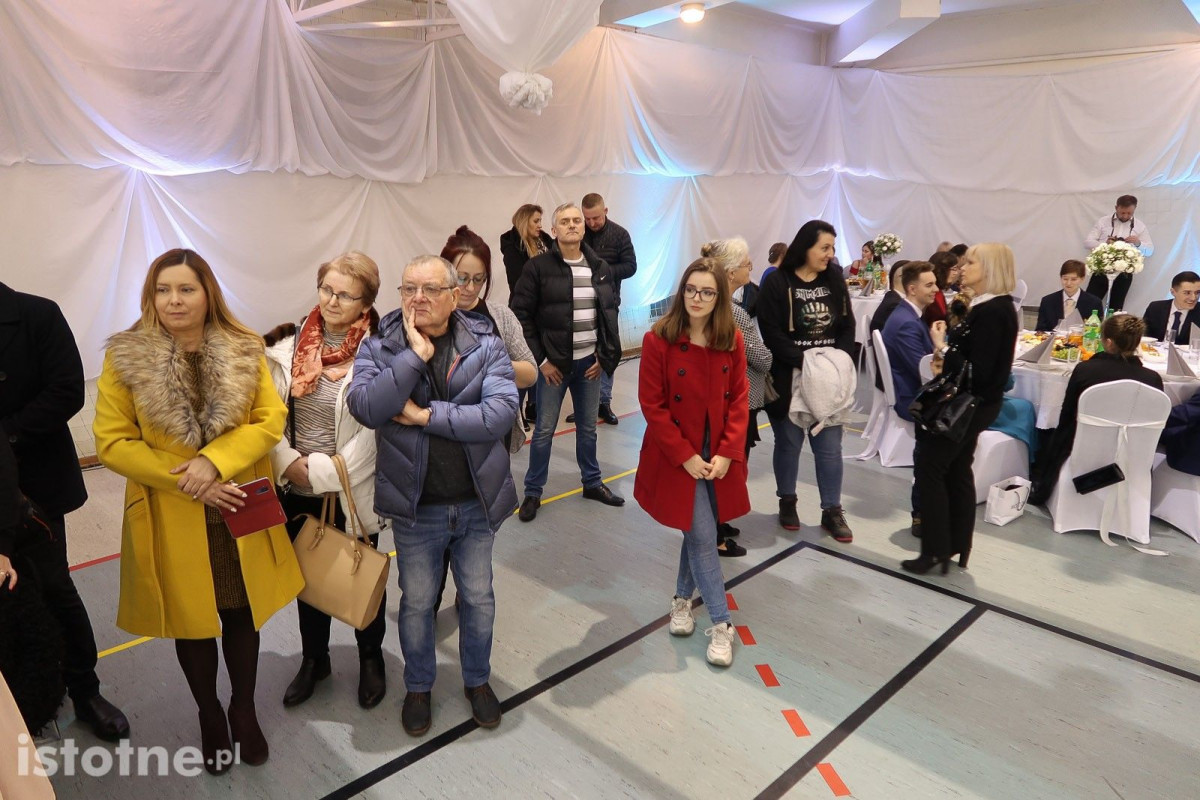 Studniówka w I Liceum Ogólnokształcącym w Bolesławcu