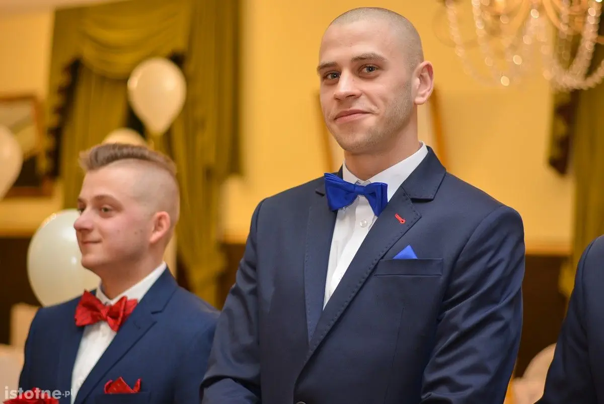 Zobacz, jak bawili się na studniówce uczniowie Zespołu Szkół Budowlanych