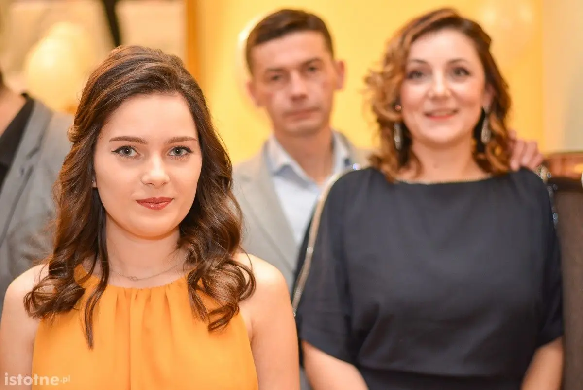 Zobacz, jak bawili się na studniówce uczniowie Zespołu Szkół Budowlanych