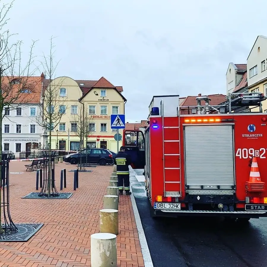 Ciągle wieje, strażacy w pełnej gotowości! Akcja: Ratusz