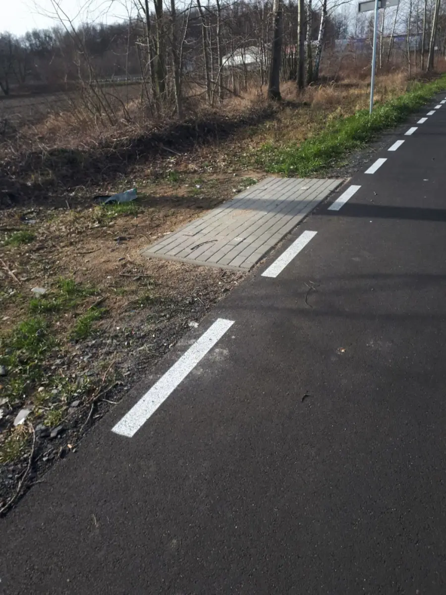 Wandale coraz bardziej bezczelni. Zniknęły kolejne ławki