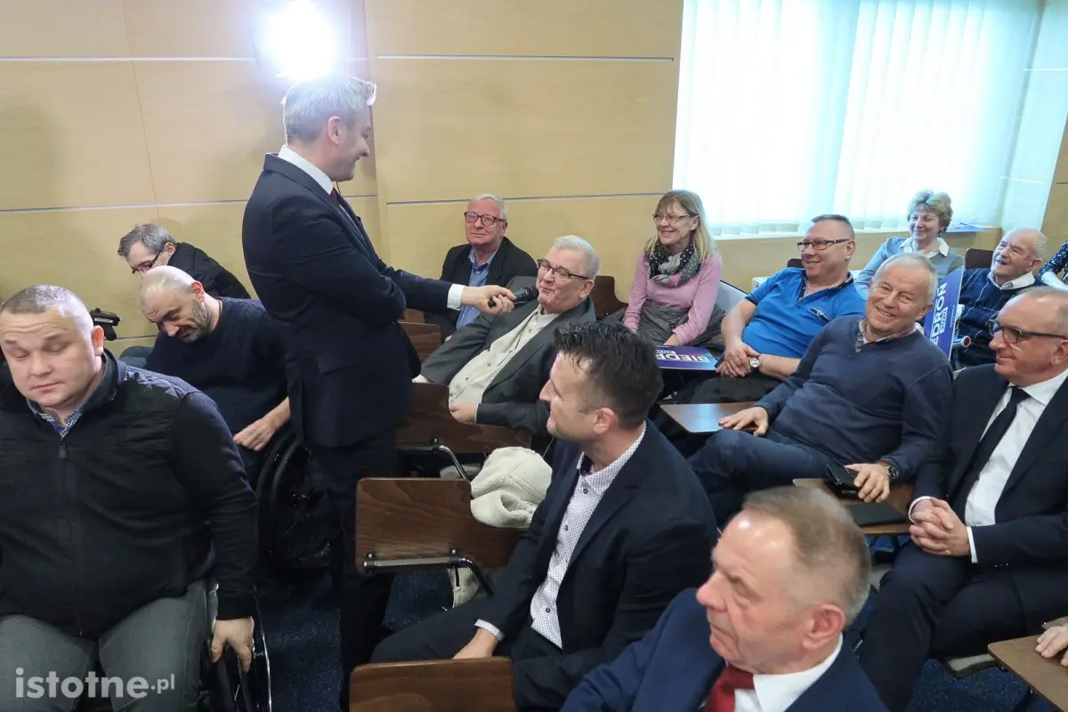 Spotkanie wyborcze Roberta Biedronia w Bolesławcu