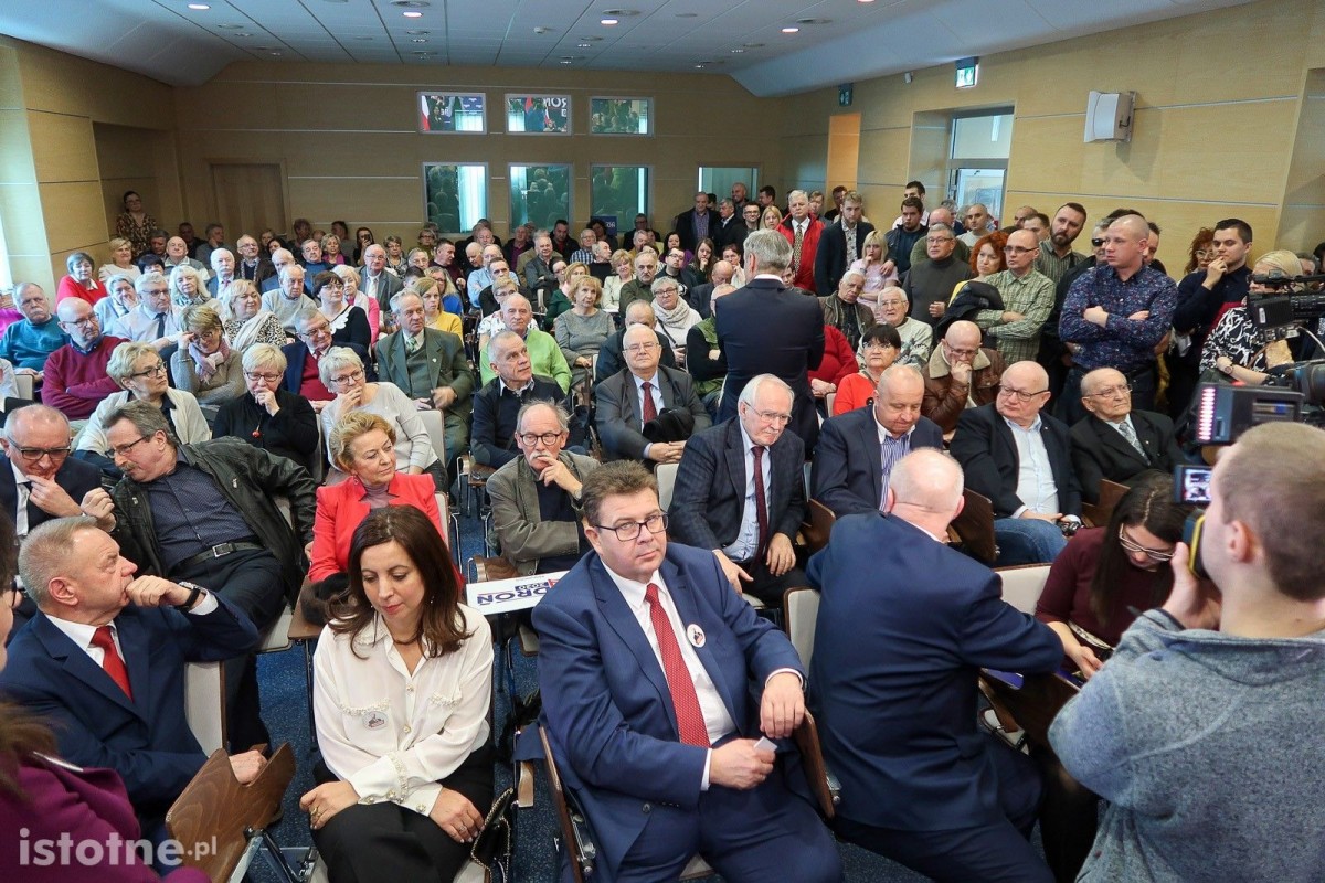 Spotkanie wyborcze Roberta Biedronia w Bolesławcu