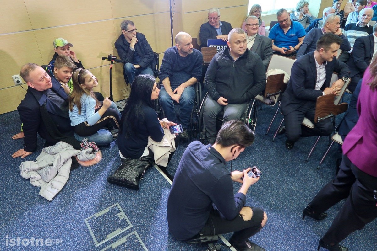 Spotkanie wyborcze Roberta Biedronia w Bolesławcu