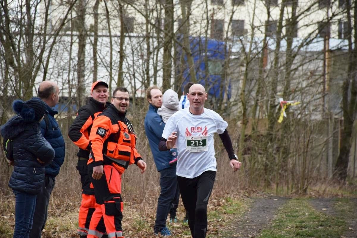 Bieg Tropem Wilczym w parku miejskim z okazji Narodowego Dnia Żołnierzy Wyklętych