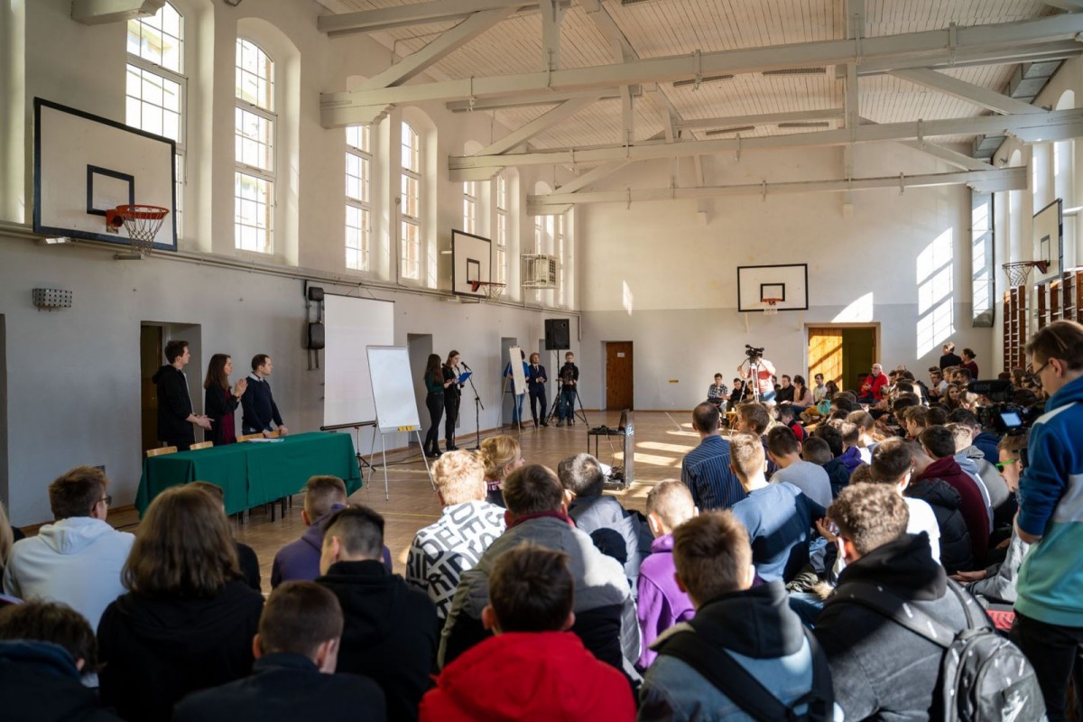 10 edycja Dnia Bezpiecznego Internetu w Zespole Szkół Elektronicznych w Bolesławcu