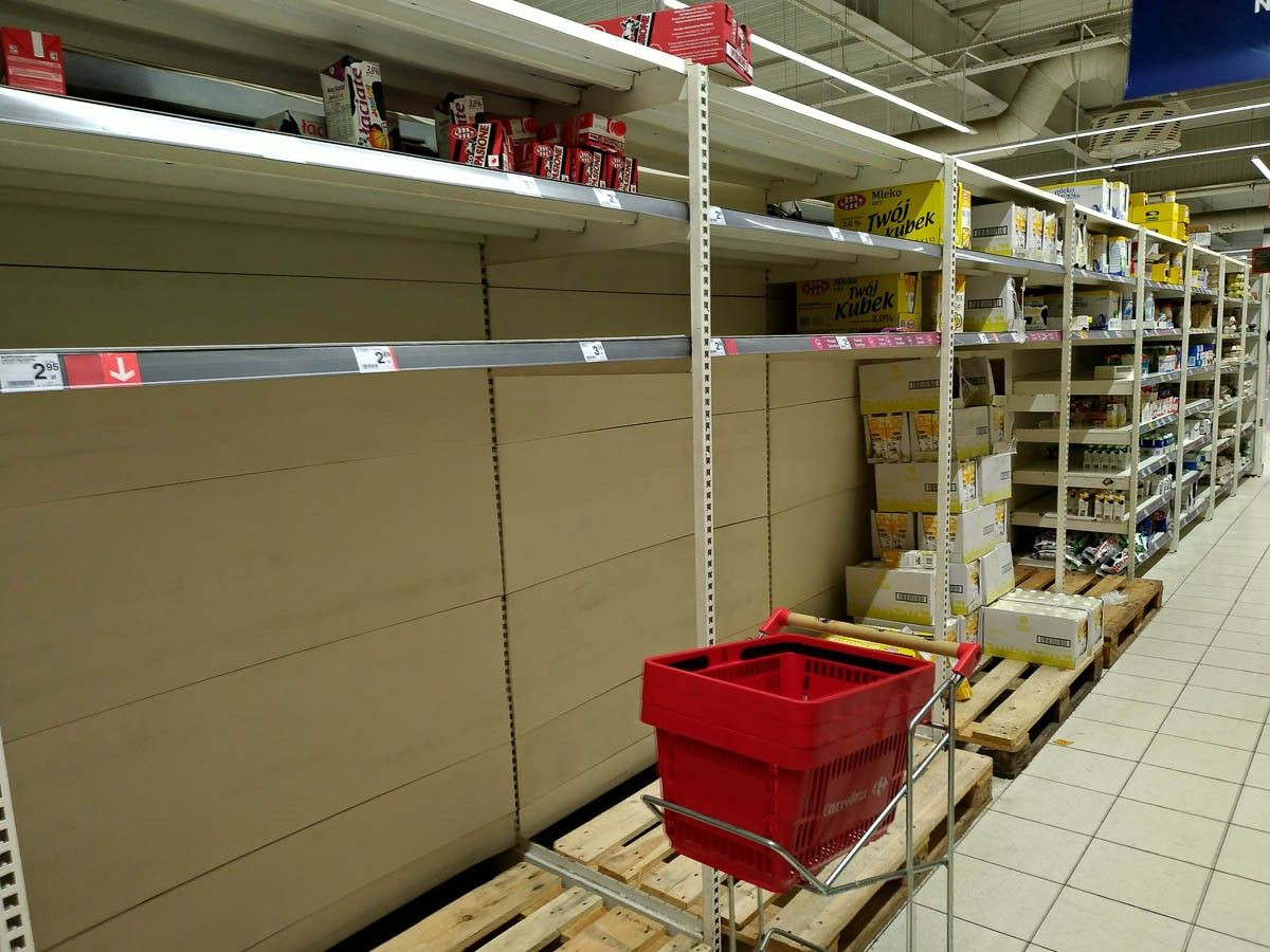 Zakupy w dobie koronawirusa w Bolesławcu