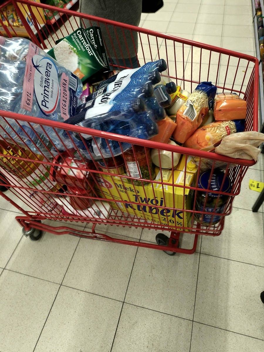 Zakupy w dobie koronawirusa w Bolesławcu