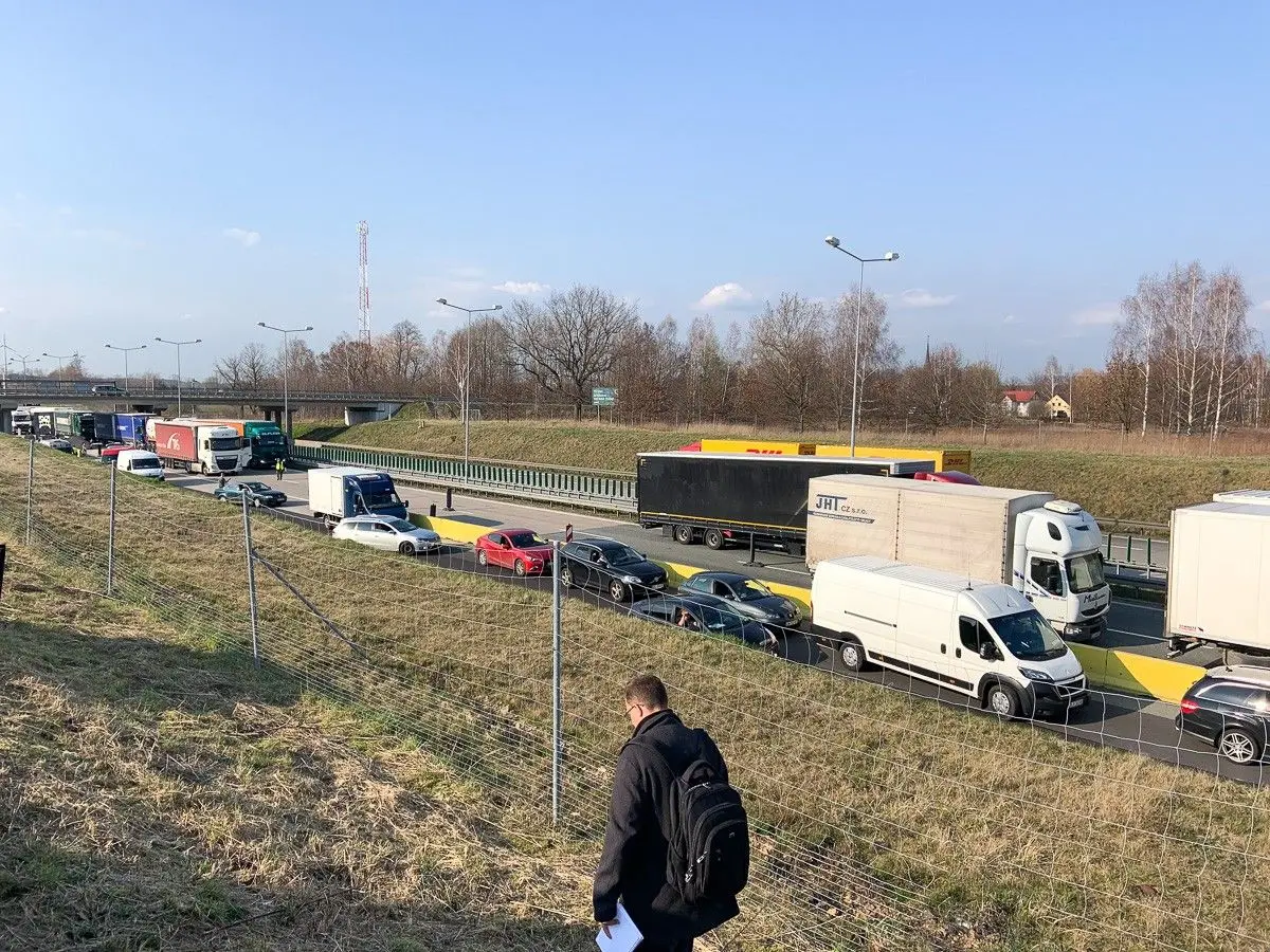 Granica Jędrzychowice. Kontrola sanitarna i graniczna