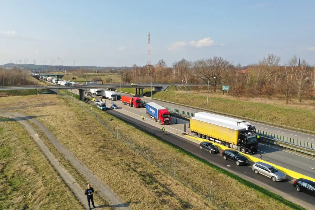 Granica Jędrzychowice. Kontrola sanitarna i graniczna