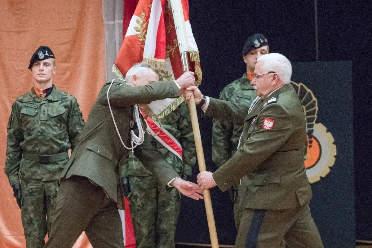Płk Rafał Kowalik – nowy dowódca 10 Brygady Kawalerii Pancernej w Świętoszowie (gmina Osiecznica, powiat bolesławiecki)