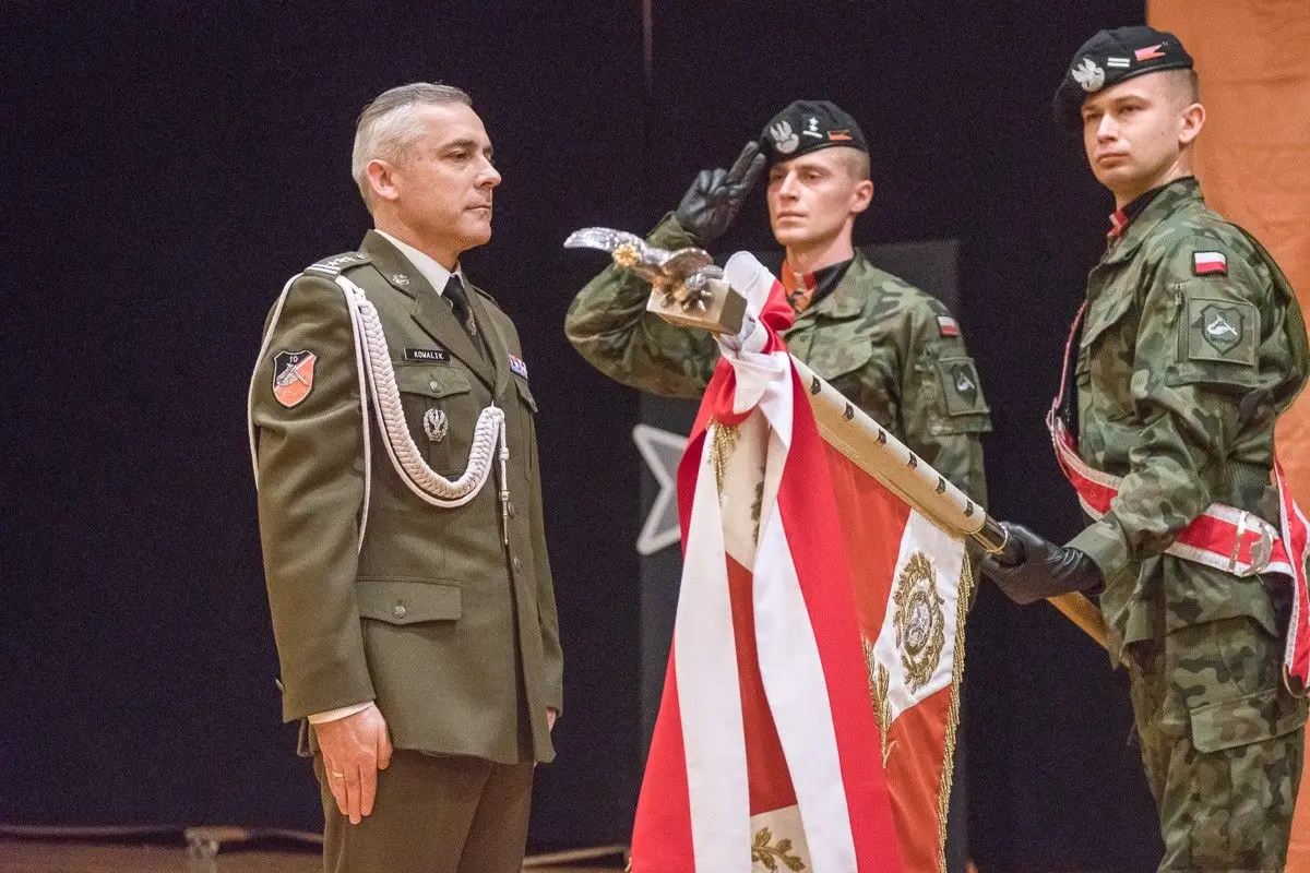 Płk Rafał Kowalik – nowy dowódca 10 Brygady Kawalerii Pancernej w Świętoszowie (gmina Osiecznica, powiat bolesławiecki)