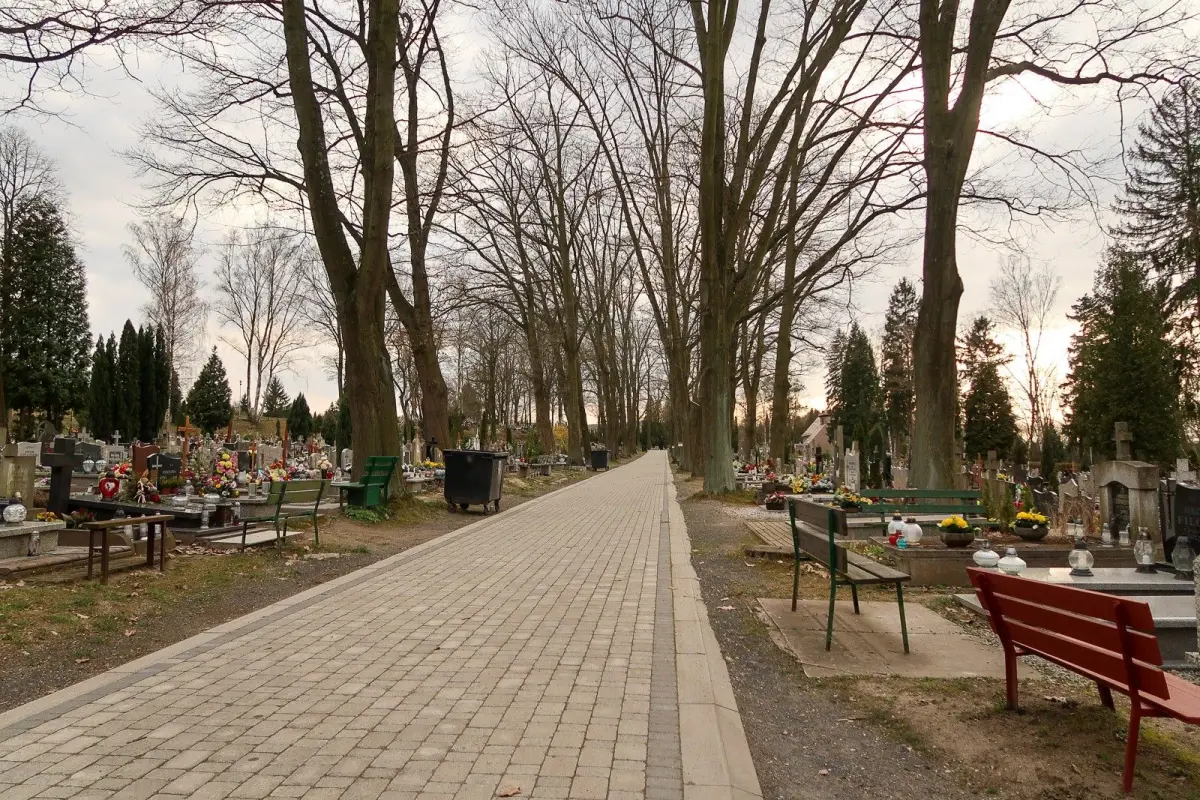 Cmentarz komunalny w Bolesławcu