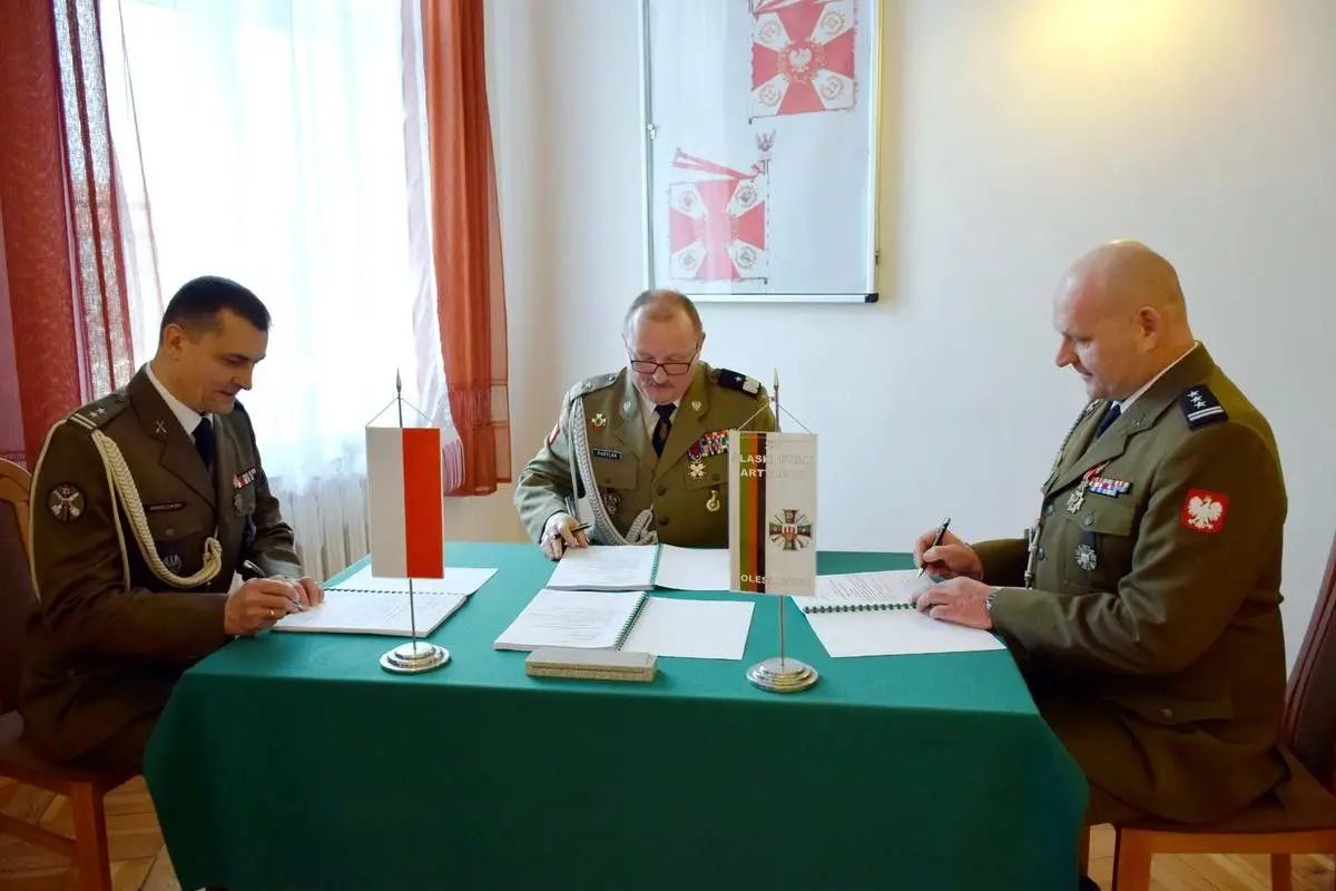 Ceremonia przekazania obowiązków dowódcy 23 pułku artylerii ppłk. Markowi Wasielewskiemu