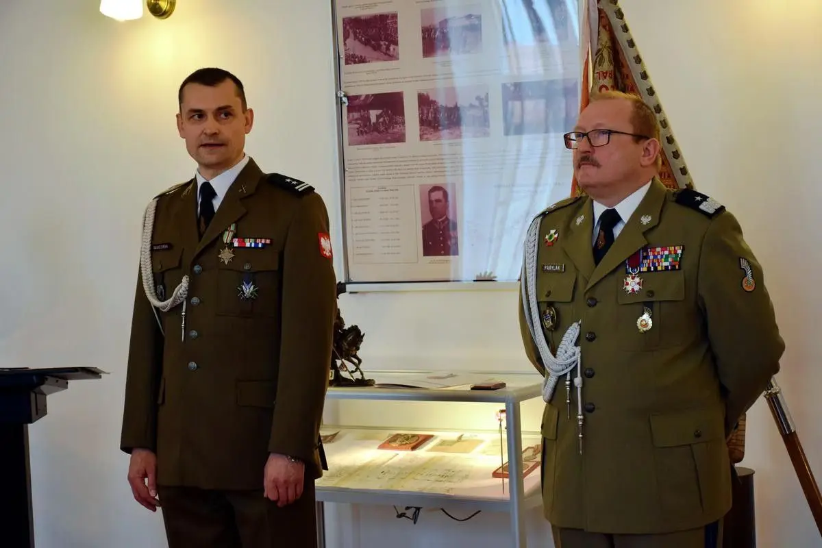 Ceremonia przekazania obowiązków dowódcy 23 pułku artylerii ppłk. Markowi Wasielewskiemu