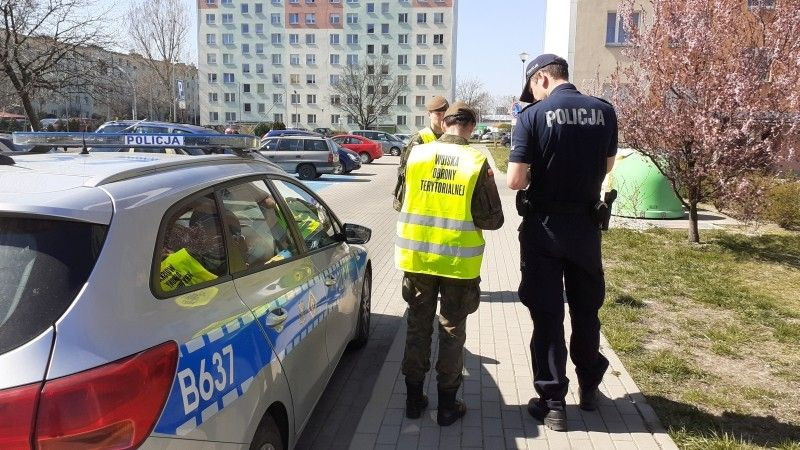 Działania policji i Wojska Obrony Terytorialnej