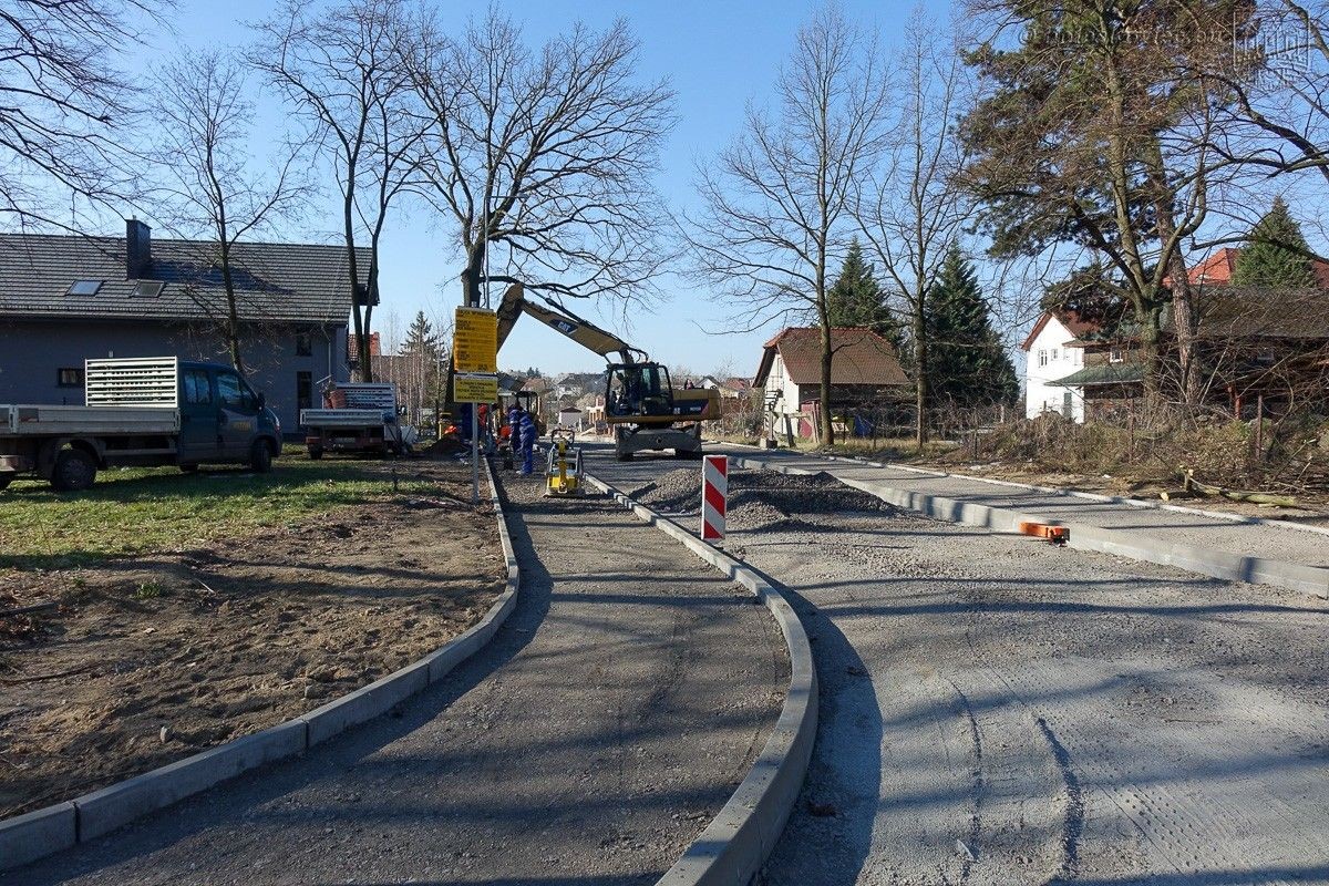 Prace przy ul. Jagiellonów w Bolesławcu