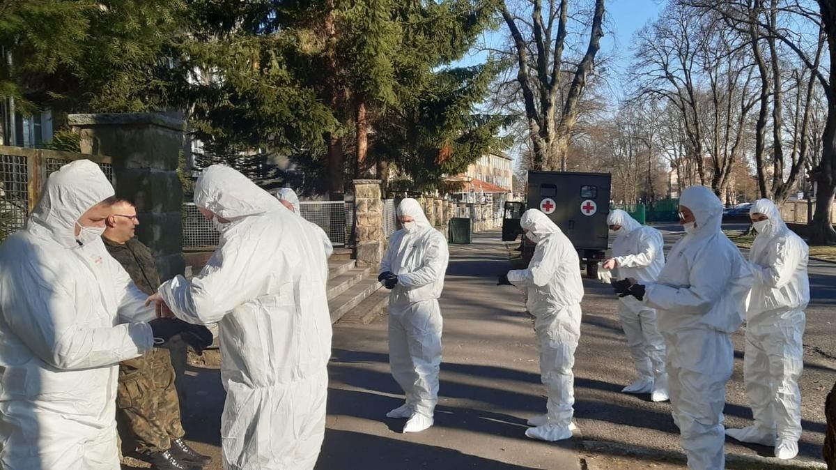 Szkolenie medycznie w 23 Śląskim Pułku Artylerii w Bolesławcu