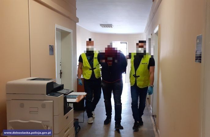 Narkotyki ujawnione przez bolesławiecką policję na posesji Wojciecha W.