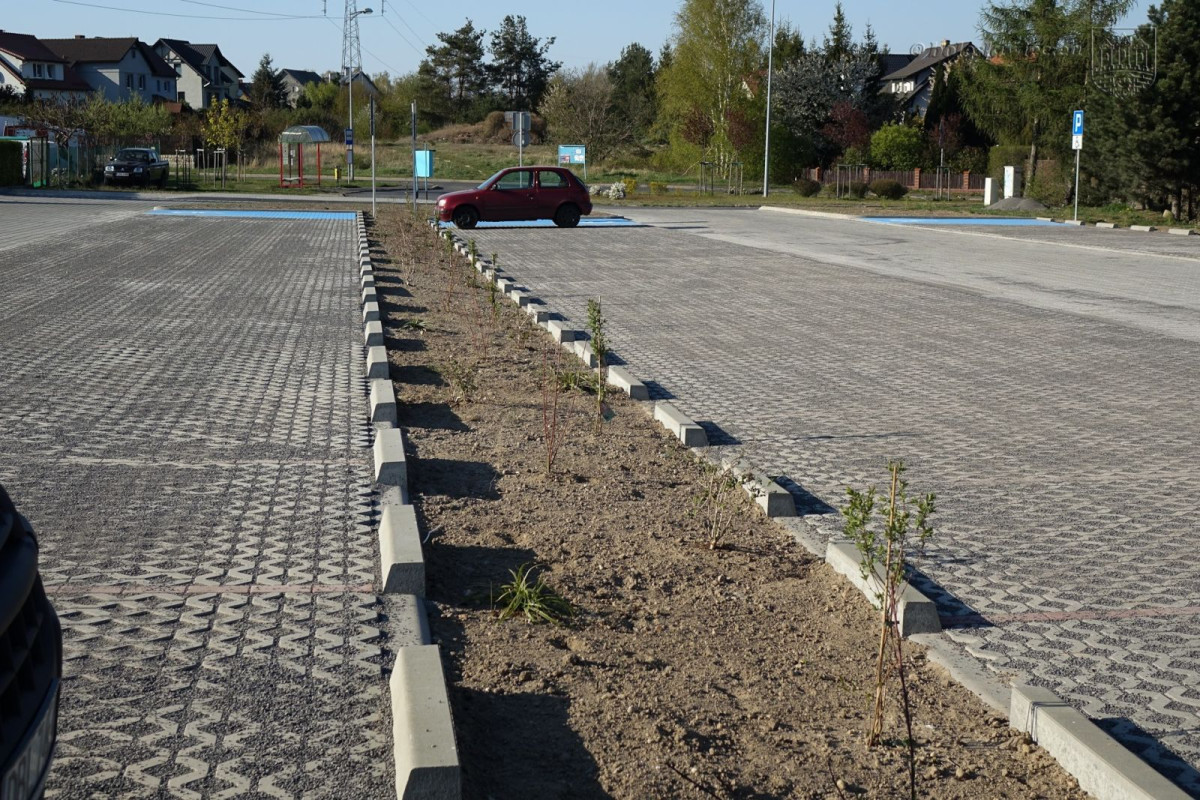 Osiedle Przylesie w Bolesławcu: parking koło kościoła gotowy